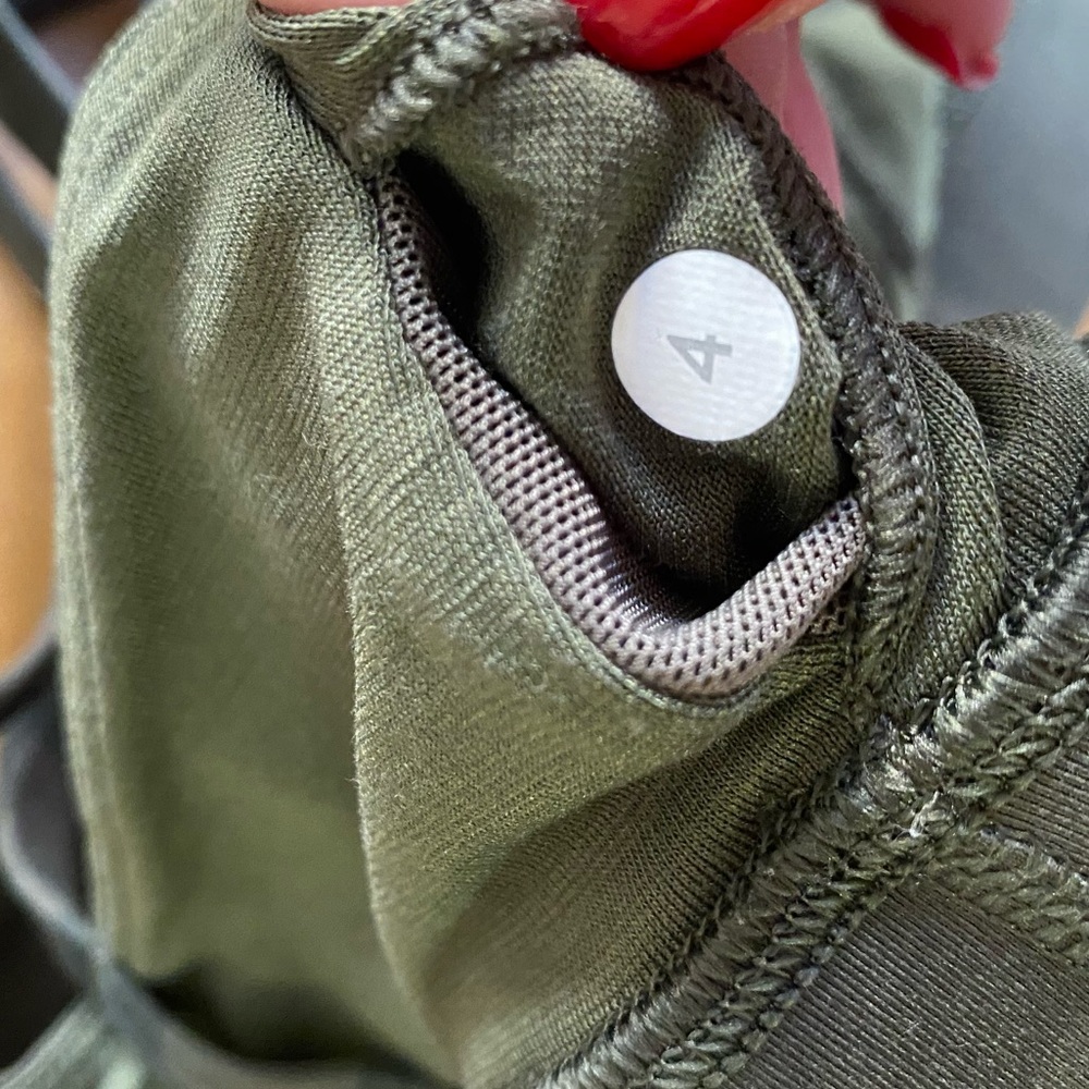 Lululemon Energy Sports Bra Savasana Camo Fatigue Green Luxtreme Camouflage - Picture 4 of 6